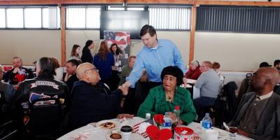 Schneider’s District Offices to Collect “Valentines for Veterans”