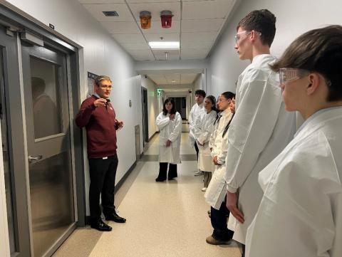 STEAM Scholars visit Abbott Labratories 