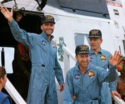 Apollo 13 Returns