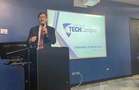 Congressman Schneider Speaking at Lake County Tech Campus