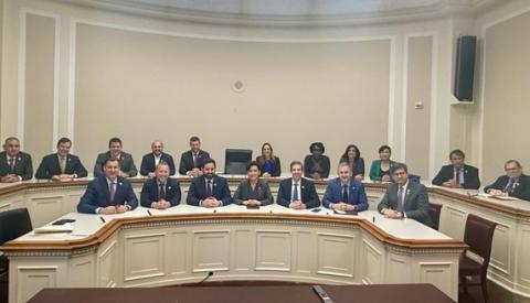 The "SALT" Caucus Meets